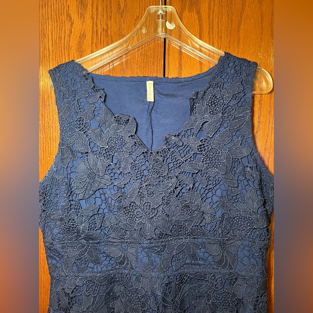 Kimilily XL Navy Blue Sleeveless Lace  Dress Pre-owned